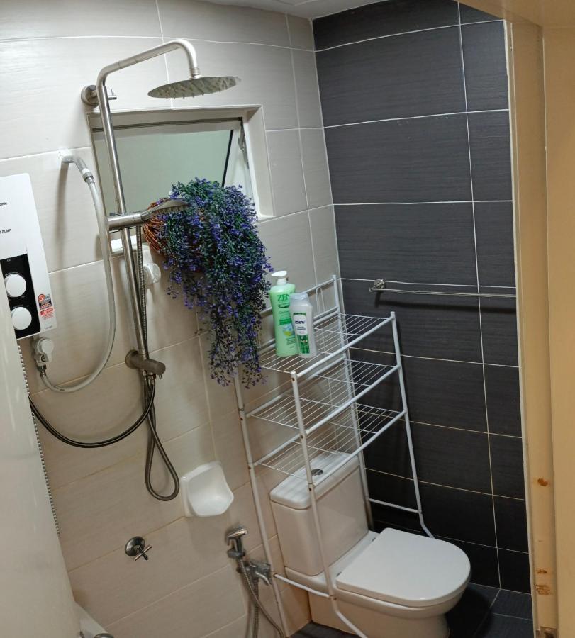 Klia Ehsan Residence Sepang Nilai Greenery 8 Pax Air-Con Exterior foto