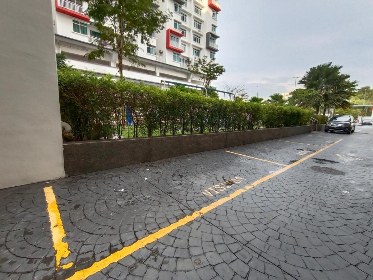 Klia Ehsan Residence Sepang Nilai Greenery 8 Pax Air-Con Exterior foto