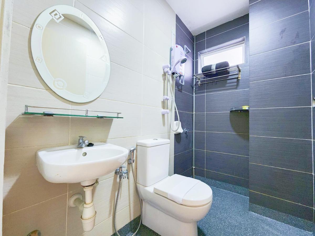 Klia Ehsan Residence Sepang Nilai Greenery 8 Pax Air-Con Exterior foto